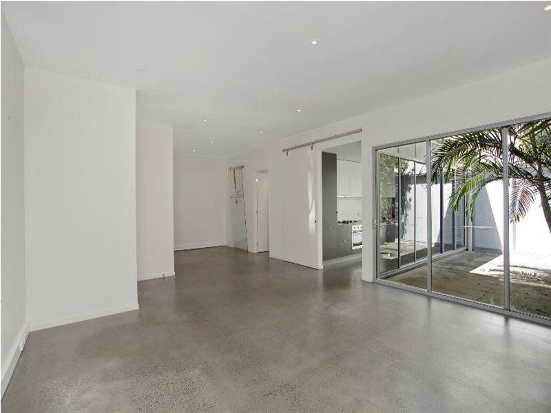 32 Watts Drive, Varsity Lakes QLD 4227