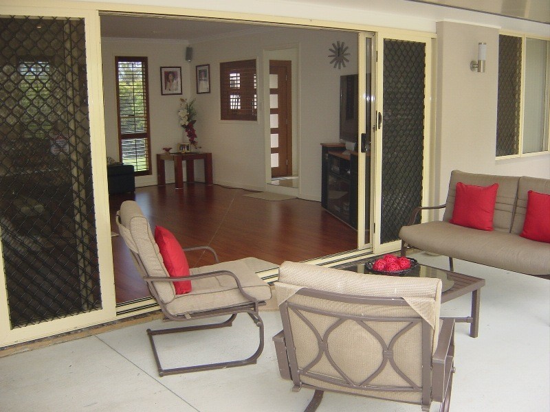 2 Grenaside Court, Robina QLD 4226