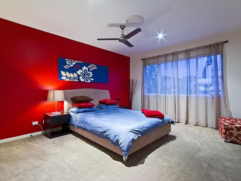 15 Port Peyra Crescent, Varsity Lakes QLD 4227