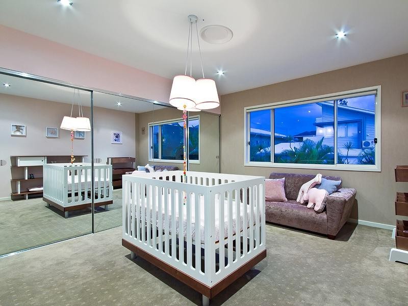 15 Port Peyra Crescent, Varsity Lakes QLD 4227