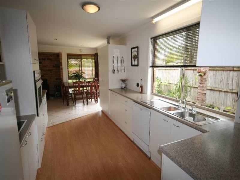 53 Silvabank Drive, Varsity Lakes QLD 4227