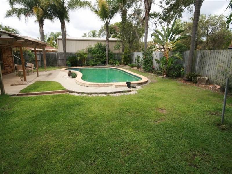 53 Silvabank Drive, Varsity Lakes QLD 4227