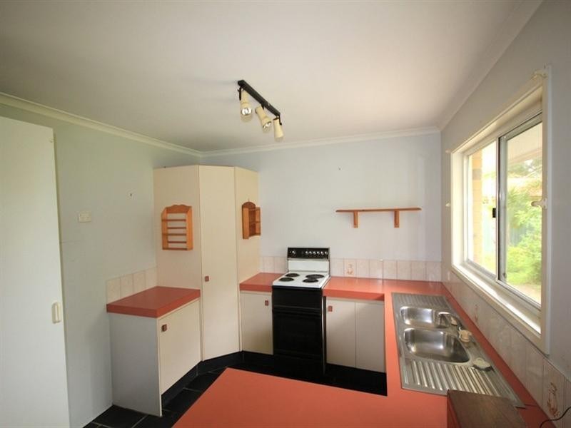 8 Jade Stone Court, Carrara QLD 4211