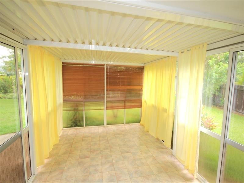 8 Jade Stone Court, Carrara QLD 4211