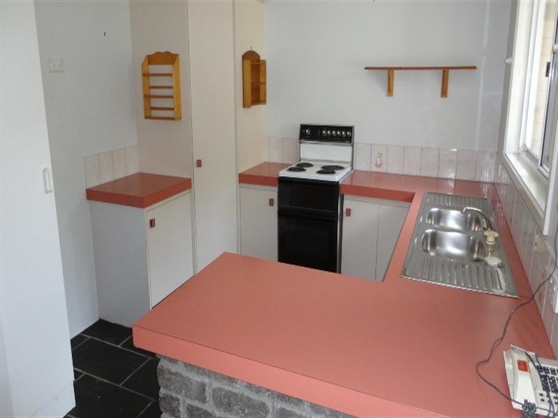 8 Jade Stone Court, Carrara QLD 4211