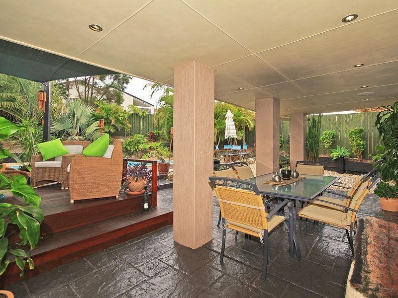 24 Tullamarine Drive, Robina QLD 4226