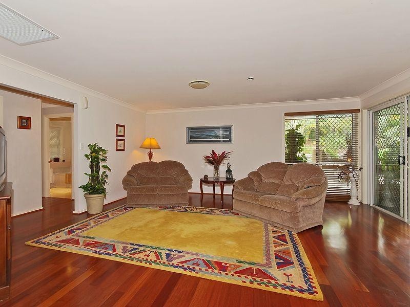 24 Tullamarine Drive, Robina QLD 4226