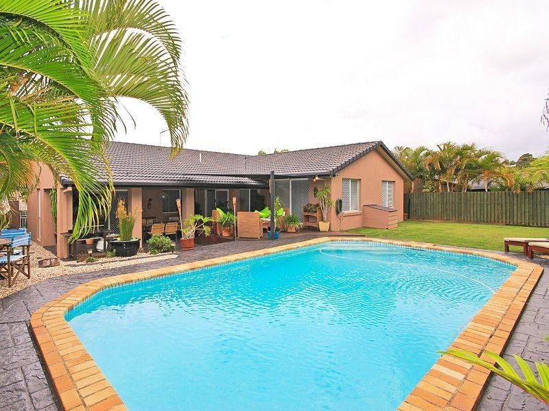 24 Tullamarine Drive, Robina QLD 4226