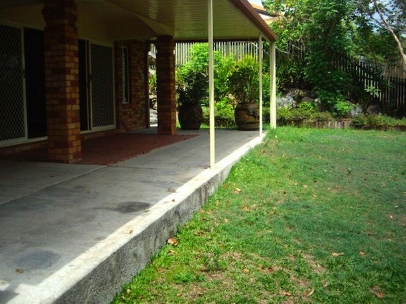 63 Paddington Drive, Carrara QLD 4211