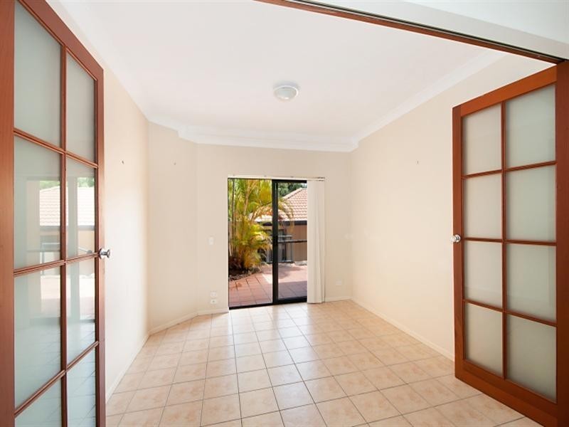 99/85 Palm Meadows Drive, Carrara QLD 4211