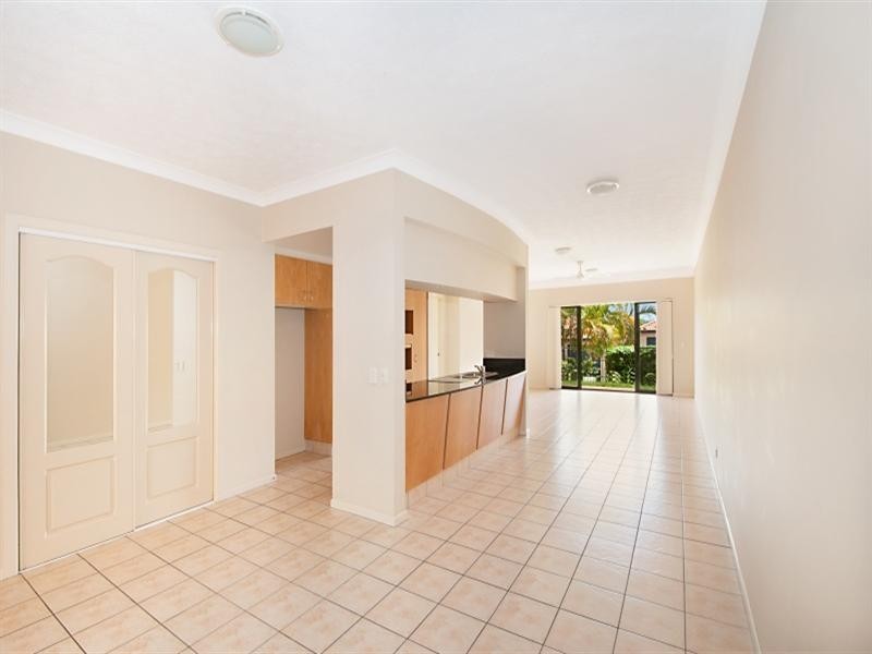 99/85 Palm Meadows Drive, Carrara QLD 4211