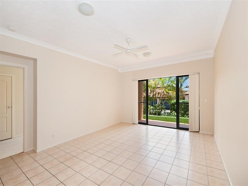 99/85 Palm Meadows Drive, Carrara QLD 4211