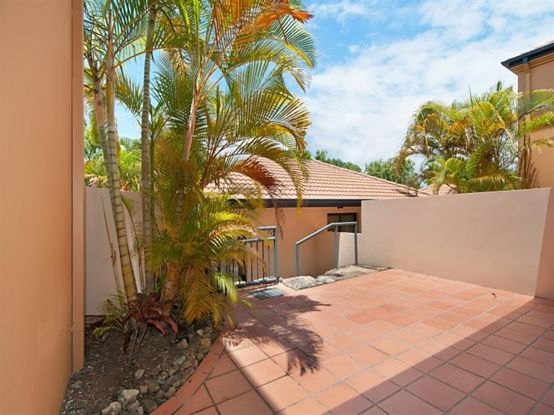 99/85 Palm Meadows Drive, Carrara QLD 4211