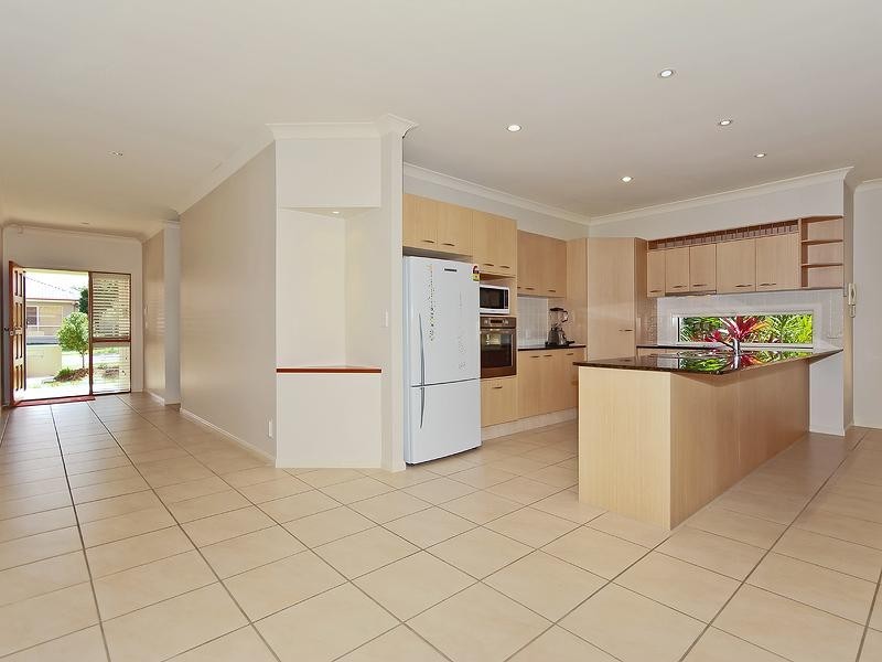 52 Bayswater Avenue, Varsity Lakes QLD 4227