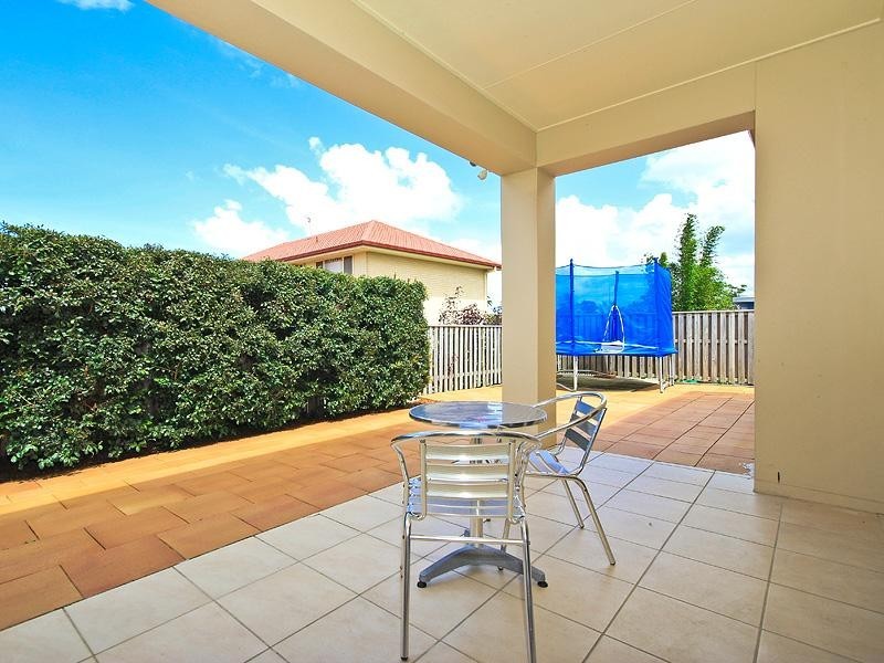 52 Bayswater Avenue, Varsity Lakes QLD 4227