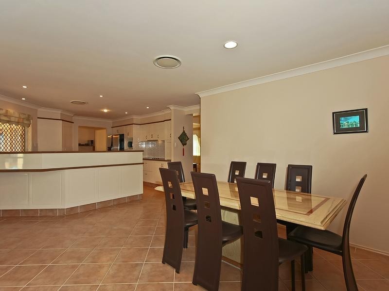 5 Rainbow Fern Court, Robina QLD 4226