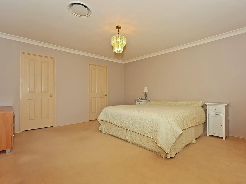 5 Rainbow Fern Court, Robina QLD 4226