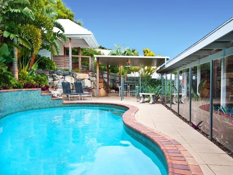 16 Sawgrass Place, Robina QLD 4226