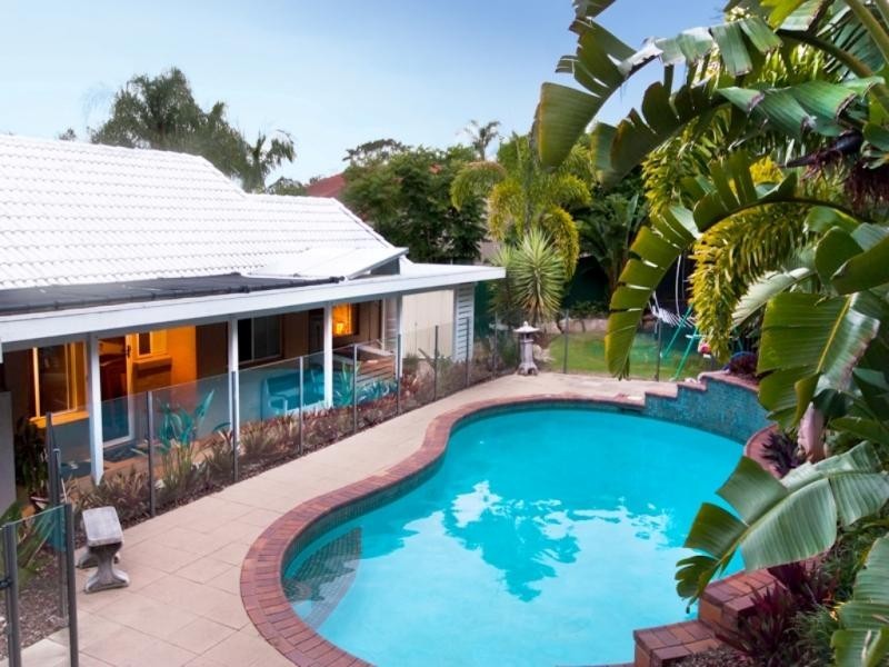 16 Sawgrass Place, Robina QLD 4226