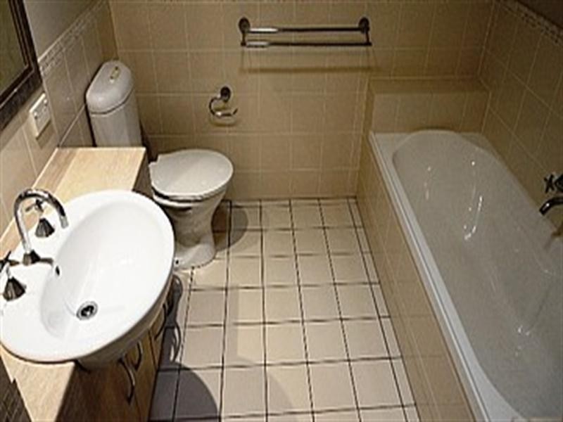 2/2 North Shore Drive, Varsity Lakes QLD 4227