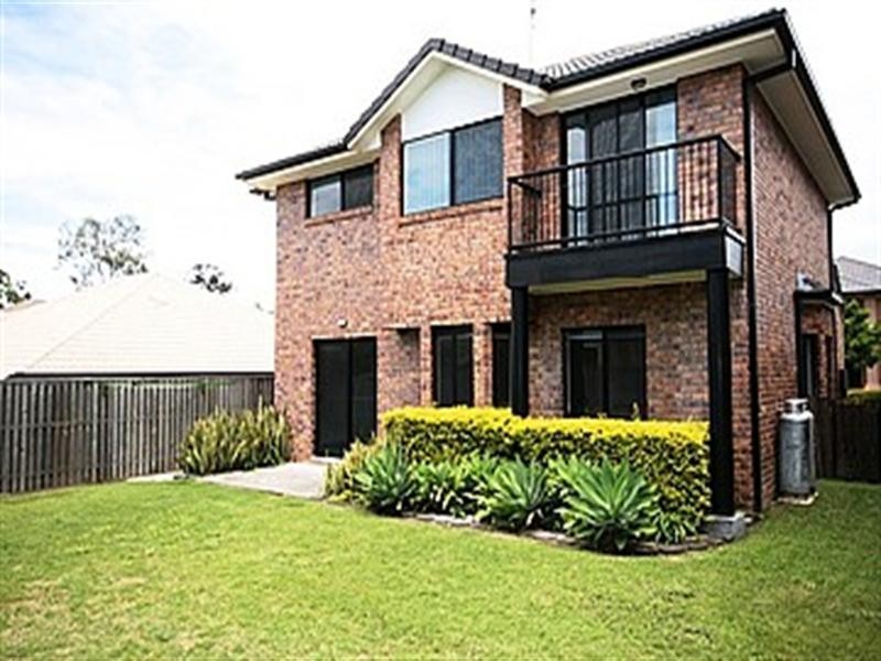 5 Andorra Place, Varsity Lakes QLD 4227