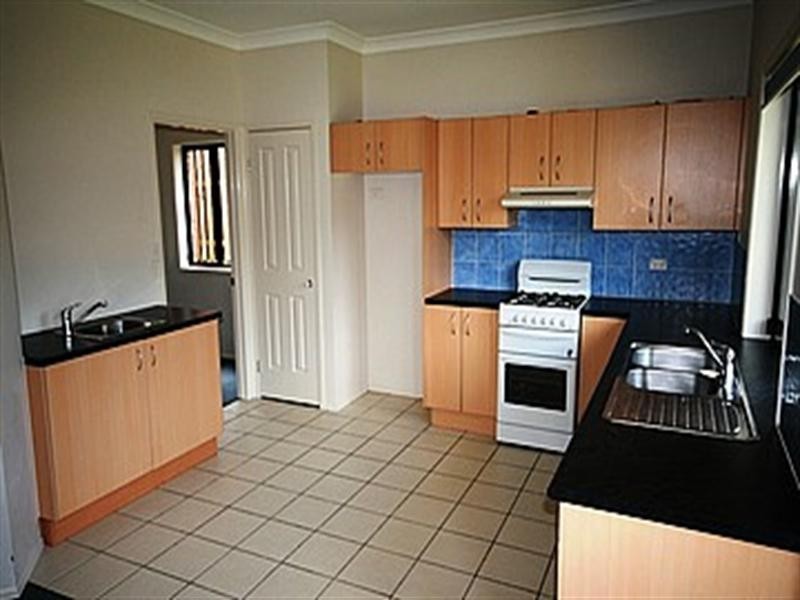 5 Andorra Place, Varsity Lakes QLD 4227