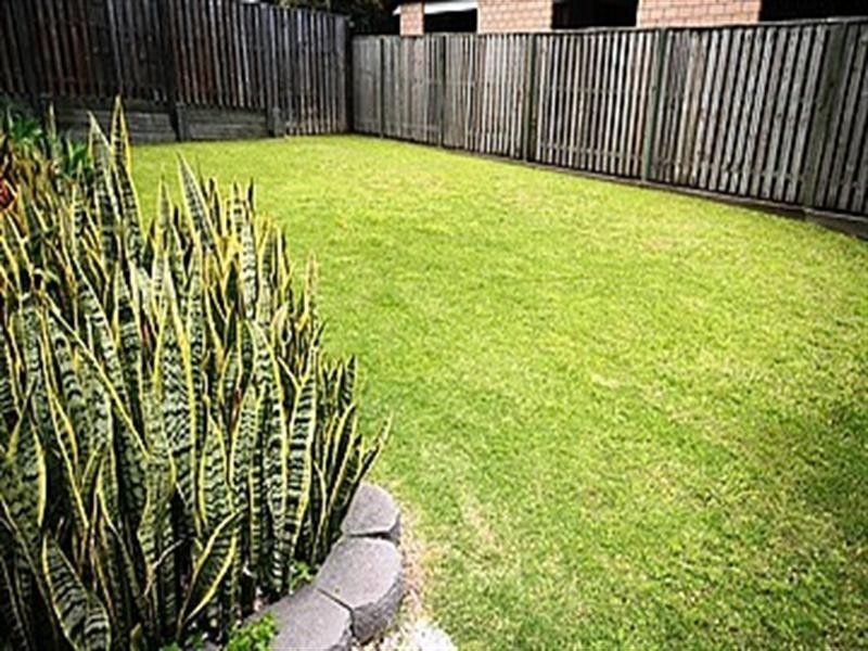 5 Andorra Place, Varsity Lakes QLD 4227