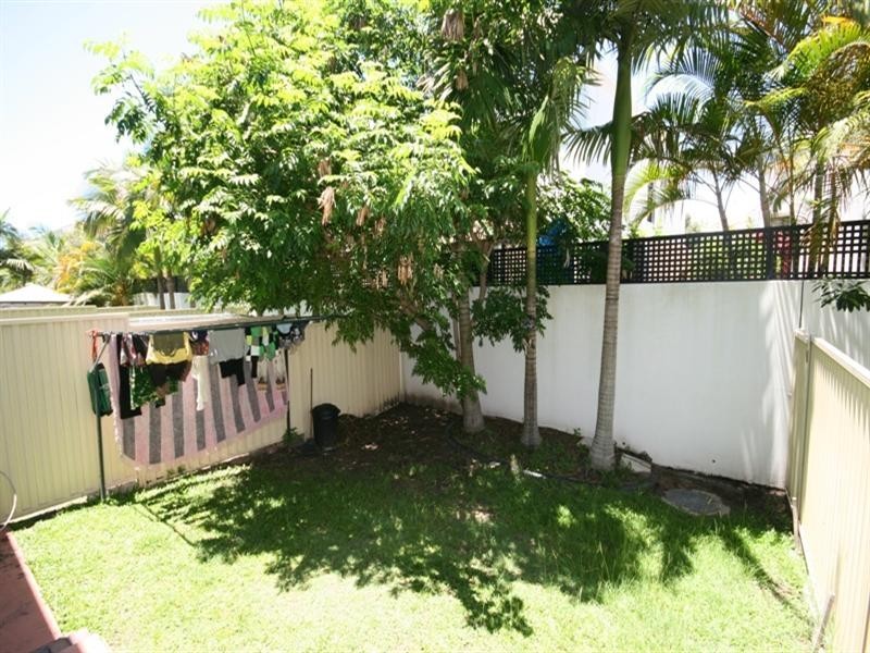 14/2 Karbunya Street, Mermaid Waters QLD 4218