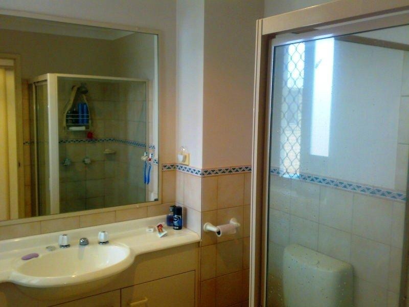 9 Stanhill Drive, Chevron Island QLD 4217