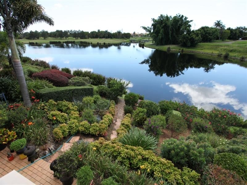 30/117 Palm Meadows Drive, Carrara QLD 4211