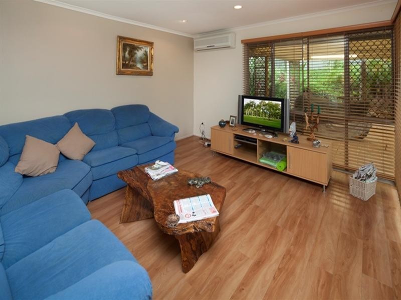 10 Wayville Place, Robina QLD 4226