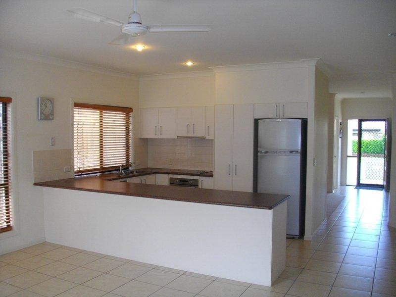 103 Bayswater Avenue, Varsity Lakes QLD 4227