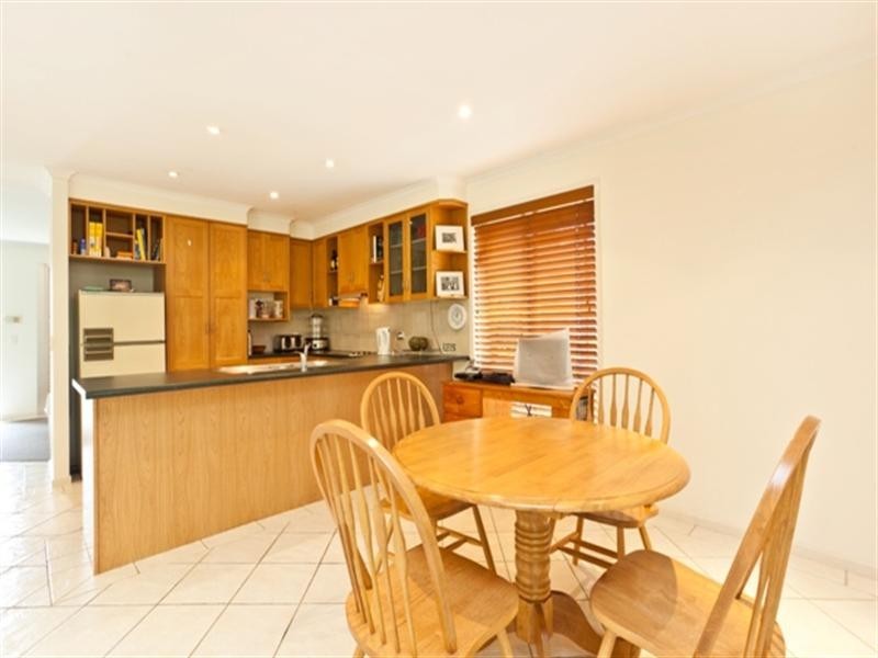 9 Cabot Court, Merrimac QLD 4226