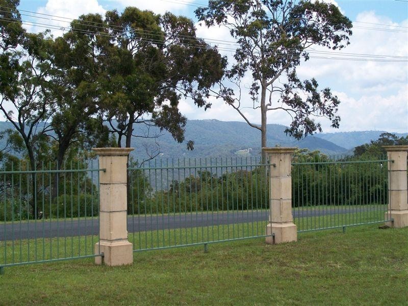 23 Red Oak Drive, Tallai QLD 4213