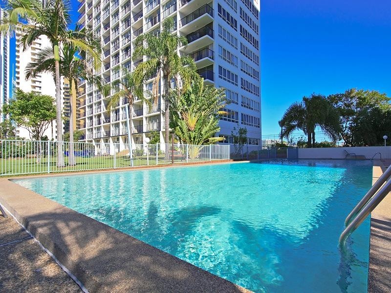 5B/2 RIVERVIEW Parade, Surfers Paradise QLD 4217