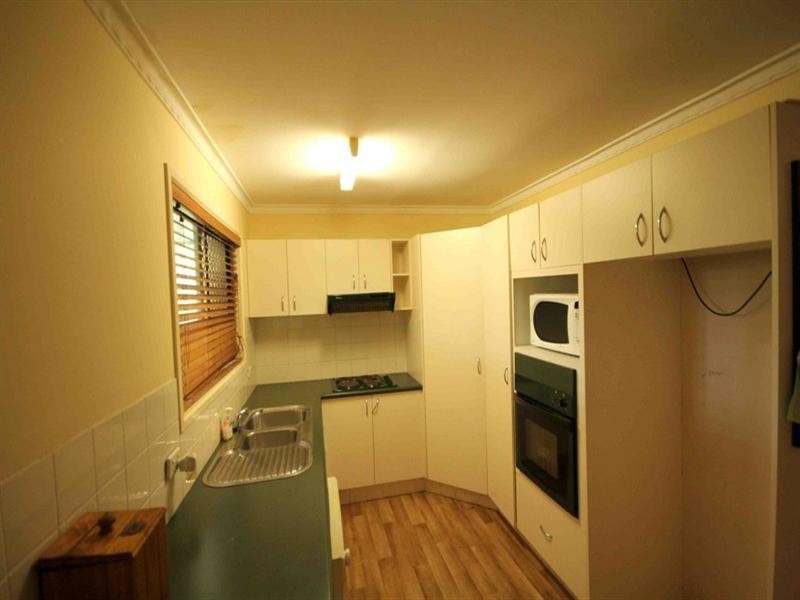 8 The Grange, Nerang QLD 4211