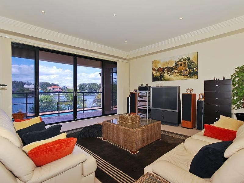 37 Sir Bruce Small Boulevard, Benowa QLD 4217