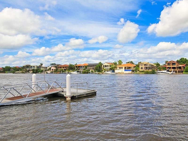 37 Sir Bruce Small Boulevard, Benowa QLD 4217