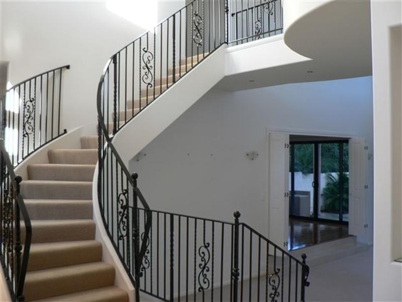 41 MEADOWLAKE Drive, Carrara QLD 4211