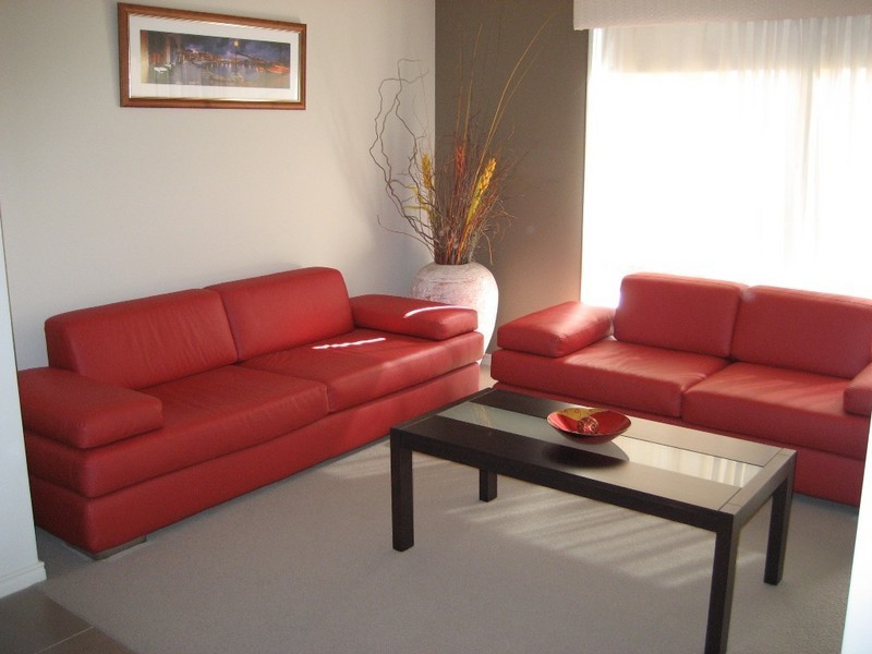 6 Campelles Avenue, Varsity Lakes QLD 4227