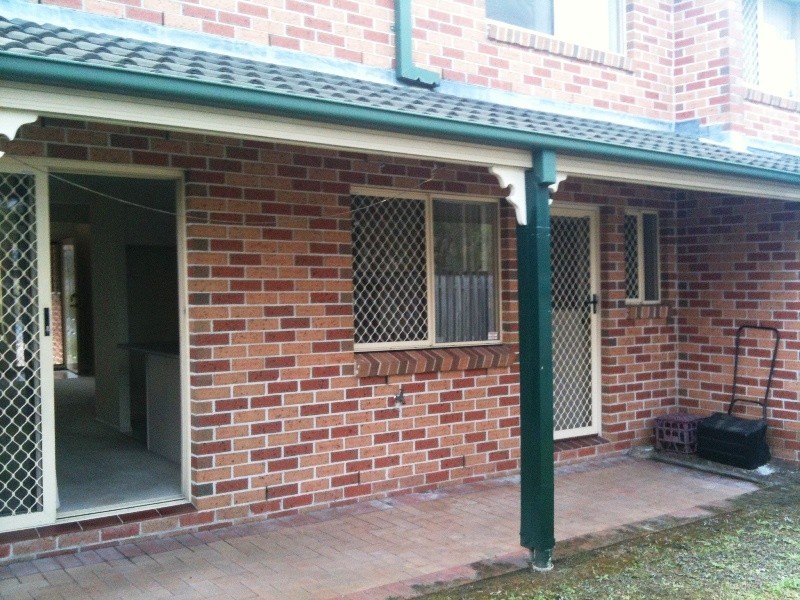 12/2 Cassowary Drive, Burleigh Waters QLD 4220