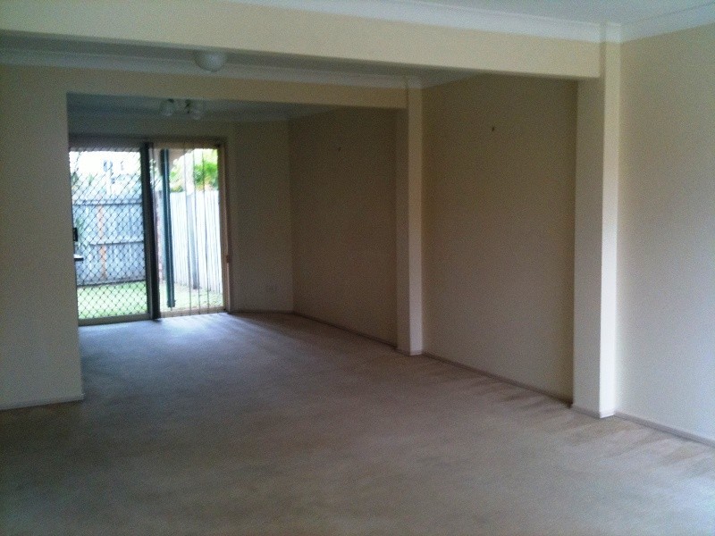 12/2 Cassowary Drive, Burleigh Waters QLD 4220