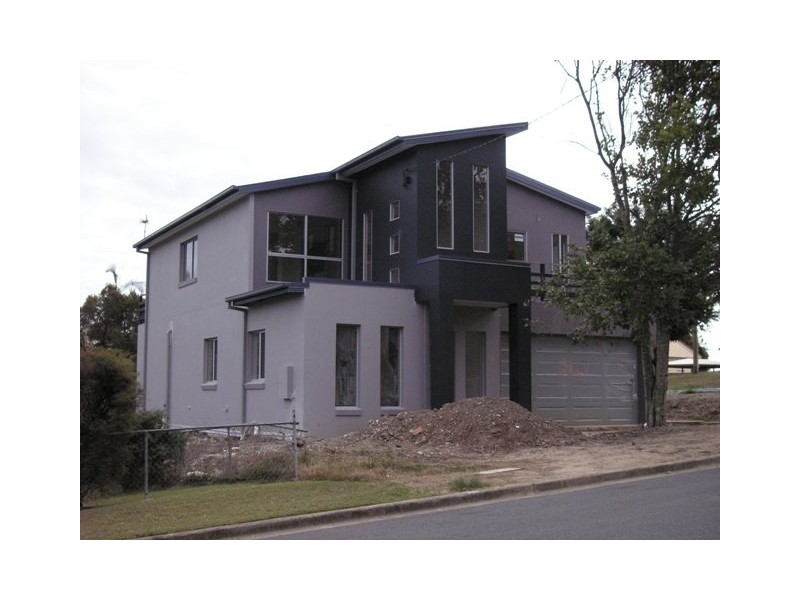 Varsity Lakes QLD 4227