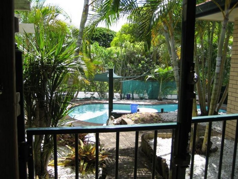 21 Murrumba Drive, Ashmore QLD 4214