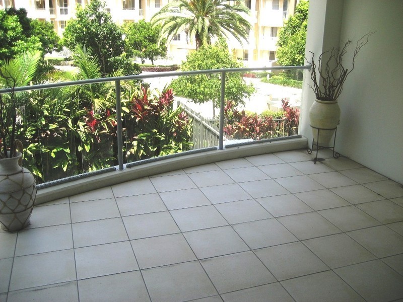 Varsity Lakes QLD 4227