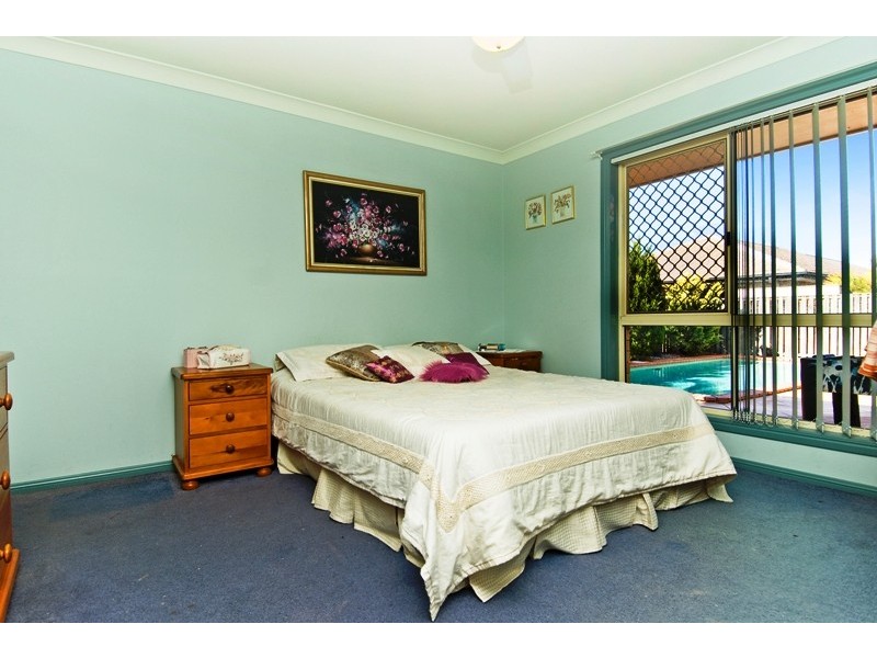 5 Pearwood Lane, Robina QLD 4226