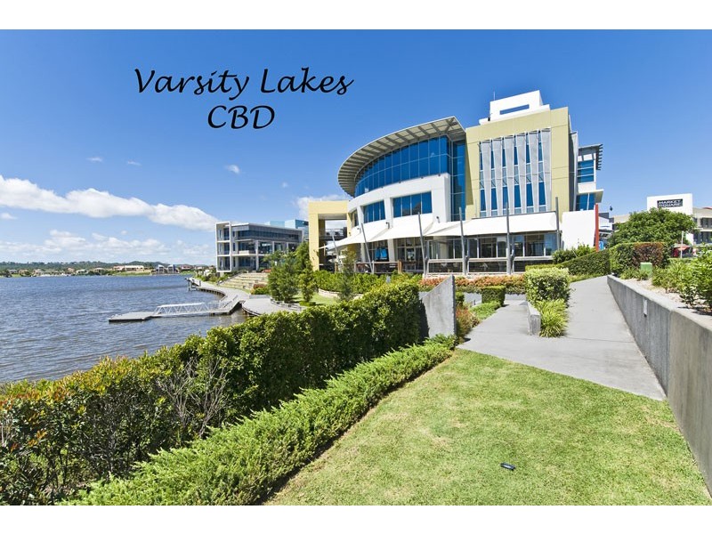 62 Watts Drive, Varsity Lakes QLD 4227