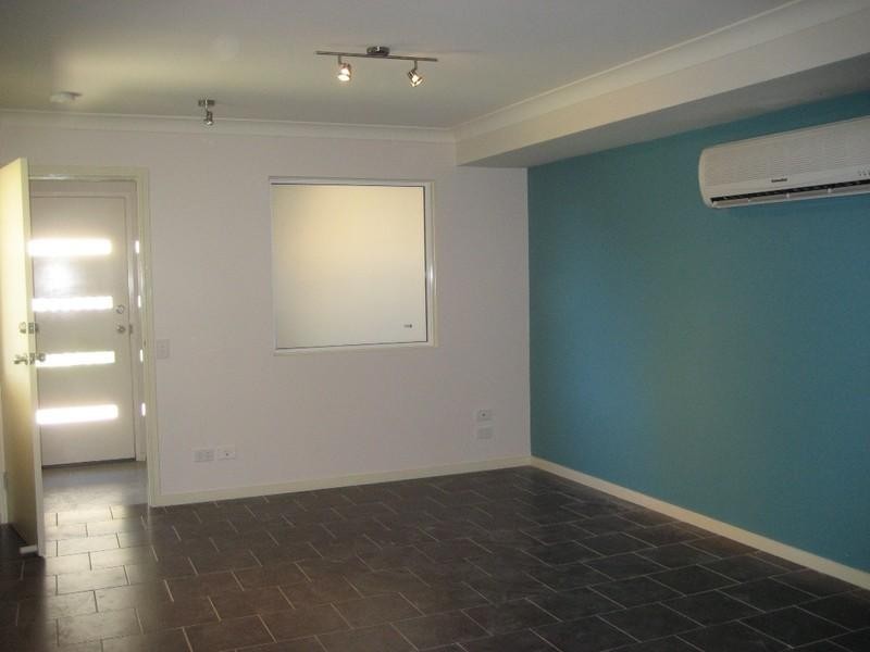 4A/20 Tourangeau Crescent, Varsity Lakes QLD 4227