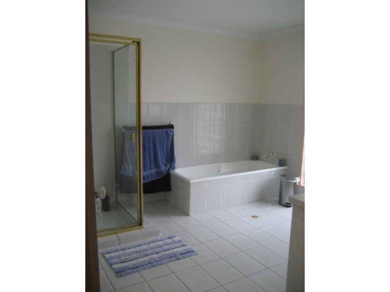 15 Tullamarine Drive, Robina QLD 4226