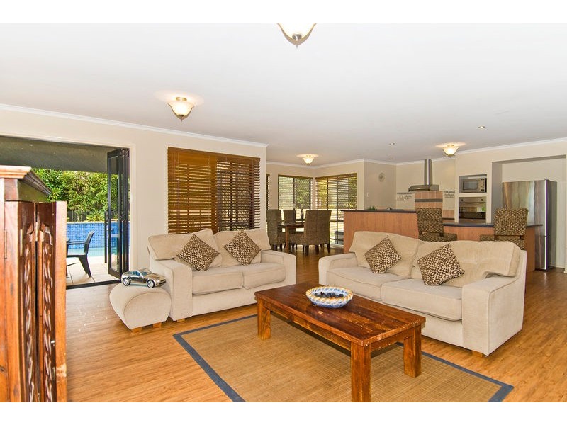 78 Merridown Drive, Merrimac QLD 4226